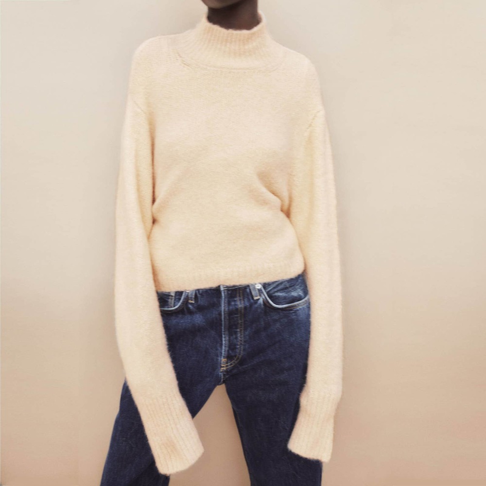 ZARA Cropped Mock Neck Sweater Medium Beige Cream Off White Ivory